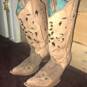 Corral cowboy boots